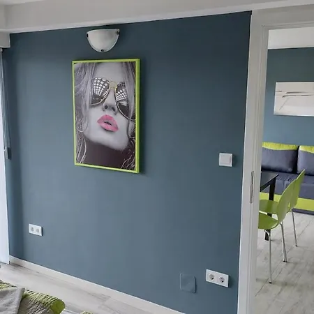 Dream House Apartment *