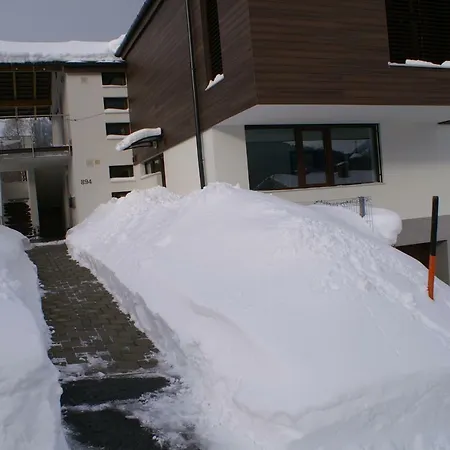 Dream House *