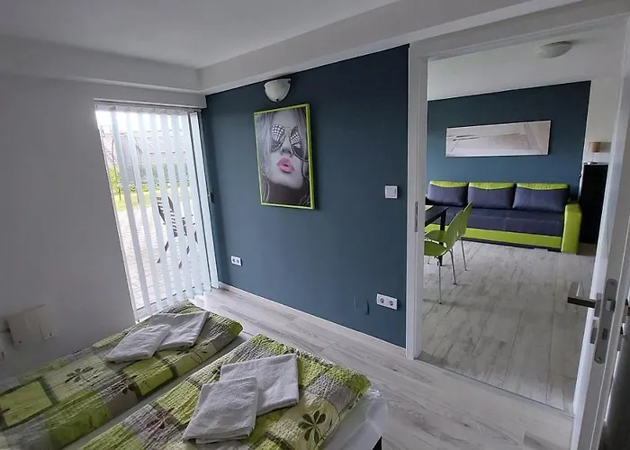 Dream House Apartment Grobming